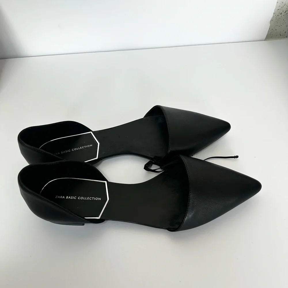 Zara Black Flats - Picture 6 of 8